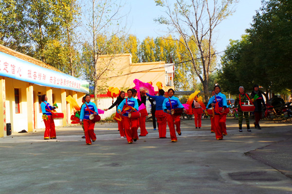 “广场舞”舞出村民新幸福