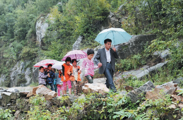 ���������ѧ���߹����ɽ·