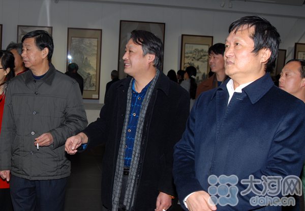 �׽��о�Ա�黭չ