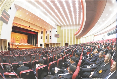 9月29日,中国共产党南阳市第六次代表大会在南阳会议中心胜利闭幕。